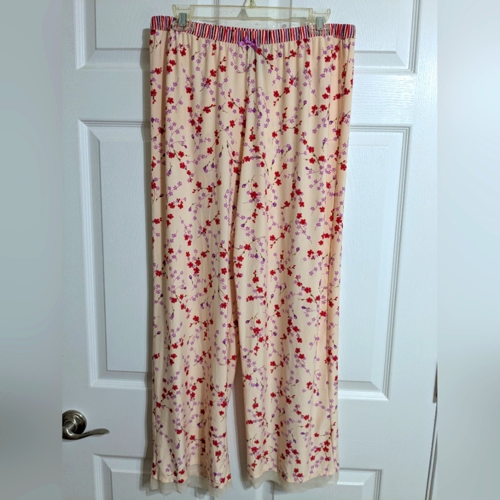 Bisou Bisou women's pajama pants